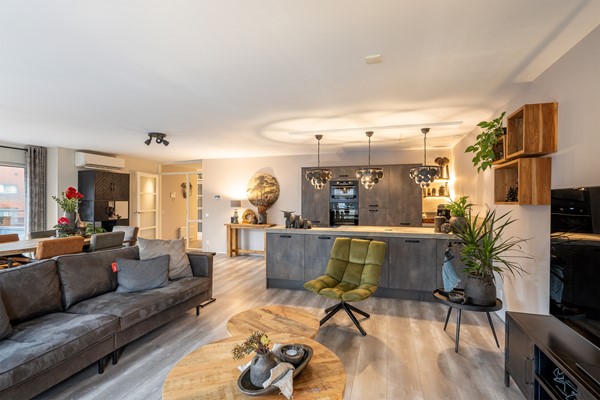 Medium property photo - Nieuwstraat 402, 3201 EG Spijkenisse